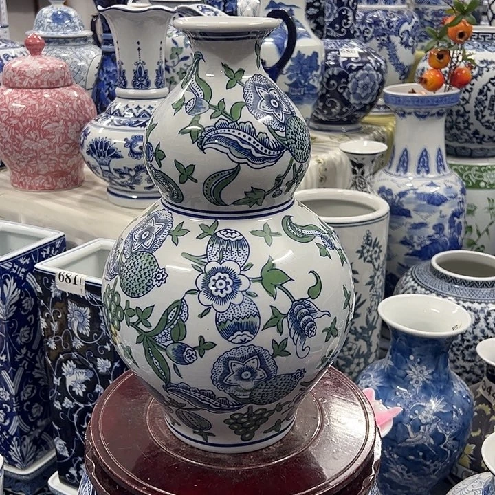 摆件青花瓷居家摆件，葫芦花瓶