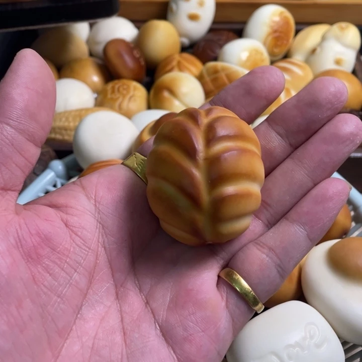 吊坠菩提根/象牙果瑕疵花卷
