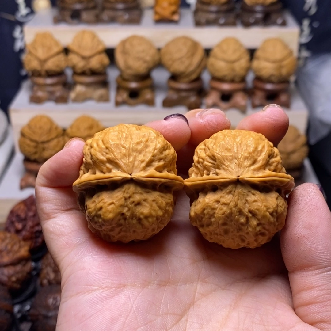 文玩核桃把件Z网纹绣球75……………