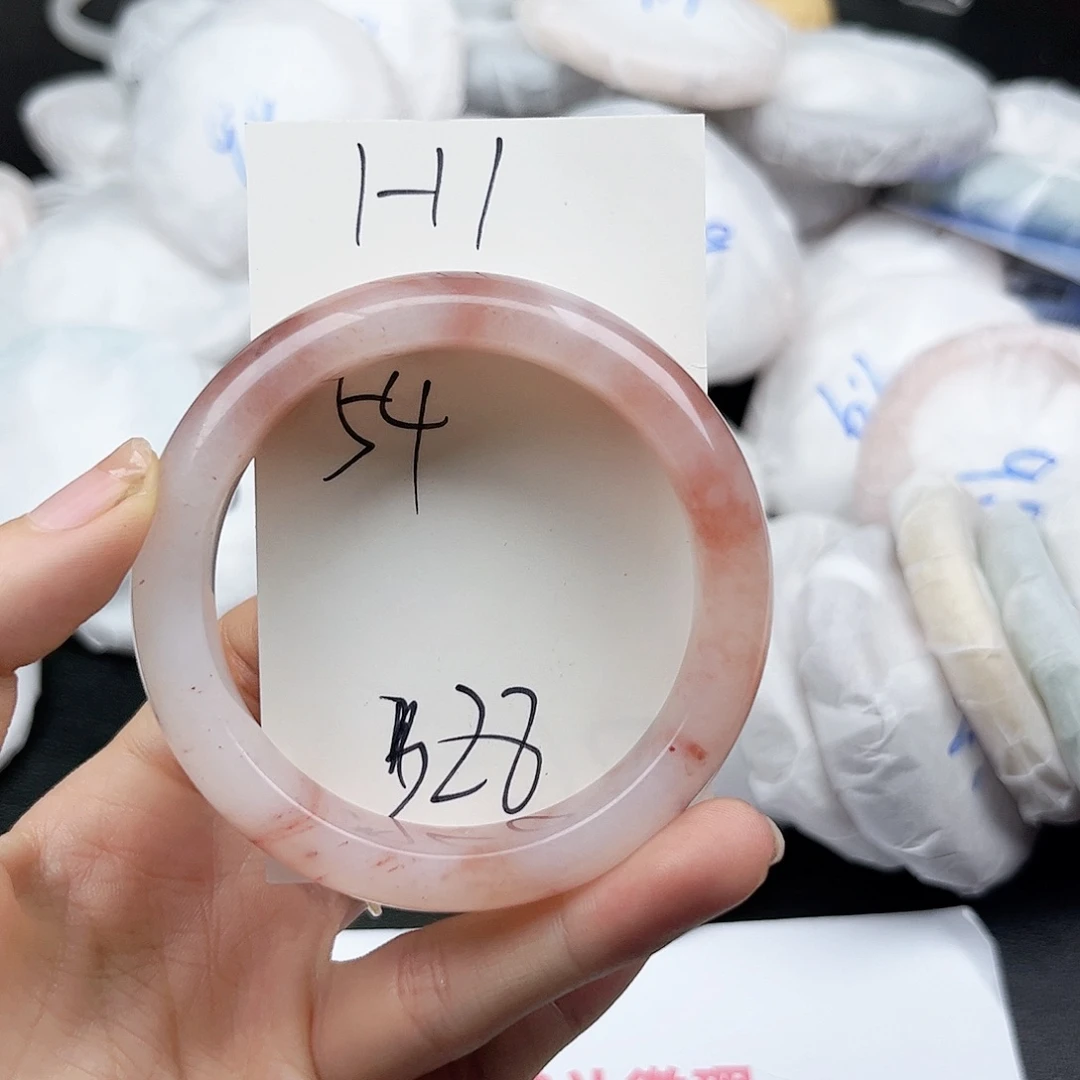 未镶嵌手镯石英质玉1.11