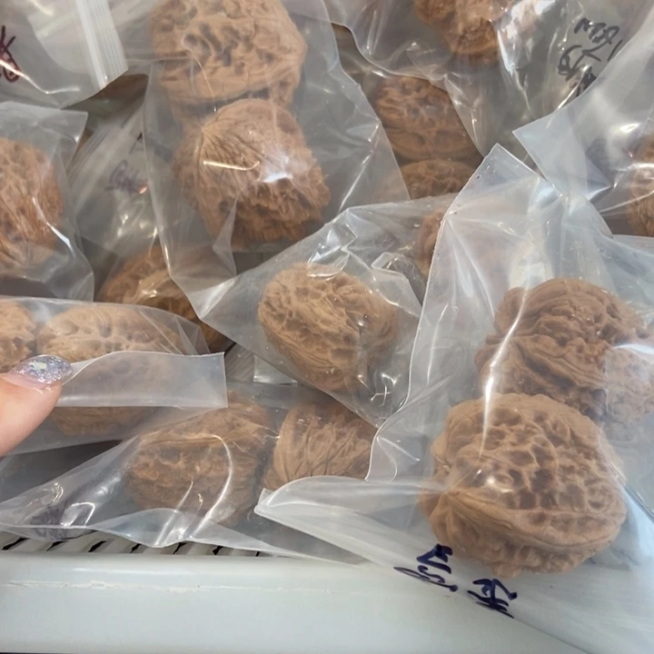 吊坠文玩核桃暴雪瑕疵