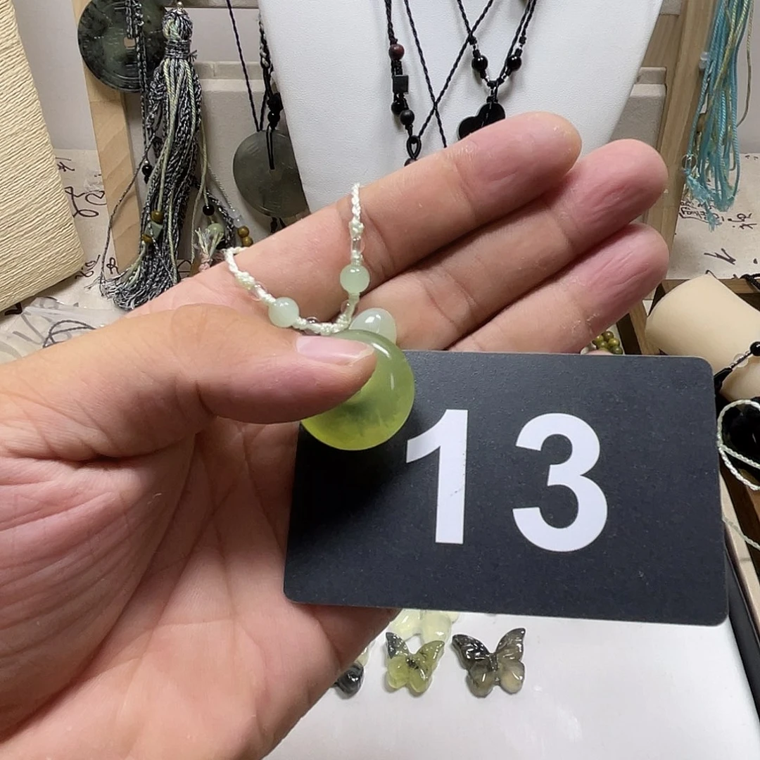 枝***枝蛇纹石玉合金手链