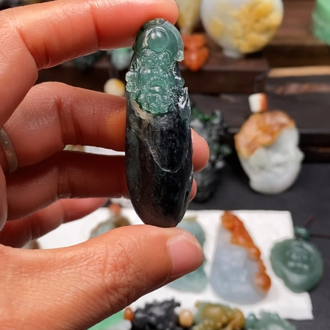 吴***亚定制翡翠未镶嵌毛货抛光