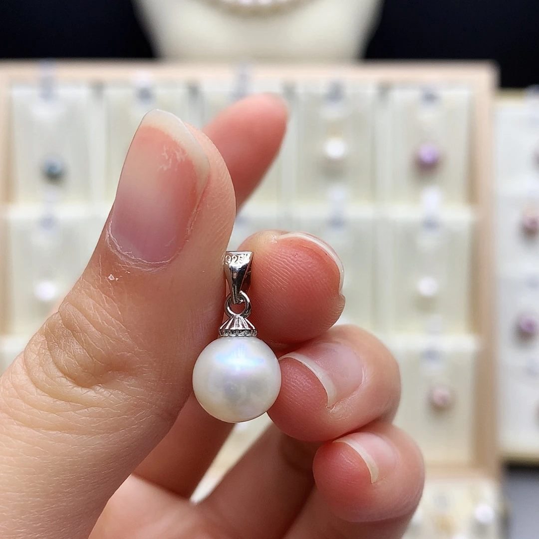 淡水珍珠颈饰合金