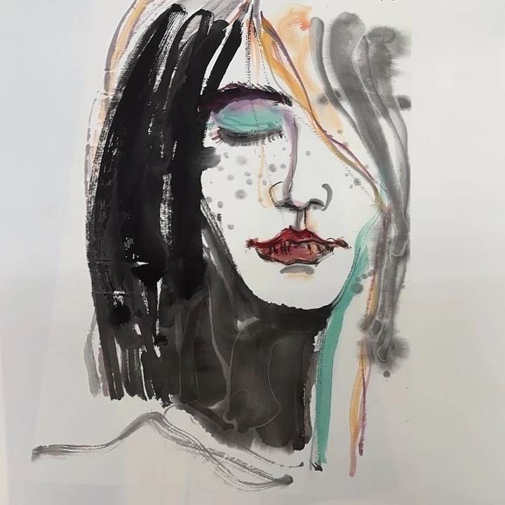 国画比**斯花鸟的翅膀是一个巨大的蝴蝶结在