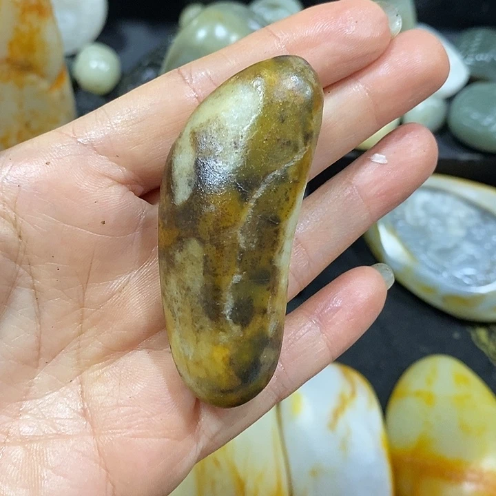 未镶嵌和田玉（糖玉）挂件