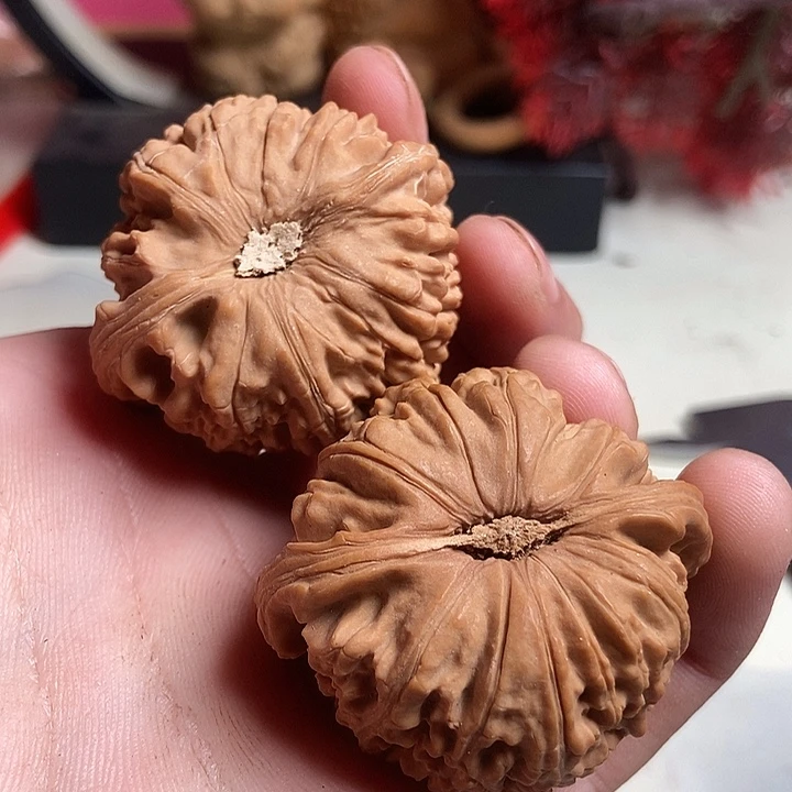 桐***泽文玩核桃吊坠核桃