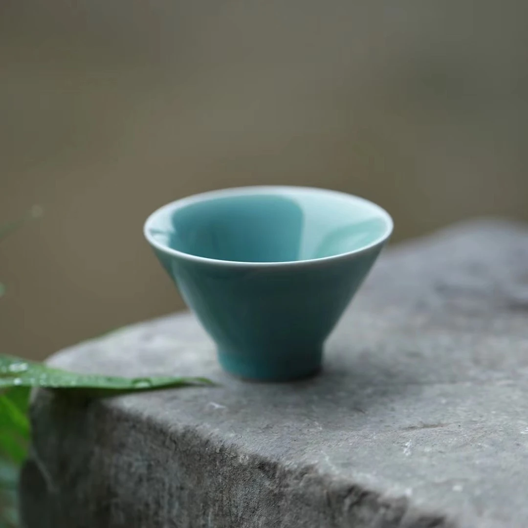 宜兴青瓷斗笠杯80毫升