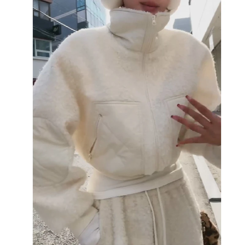 【小雪人 】2024年秋冬新款气质显瘦韩系菱格时尚洋气百搭短外套