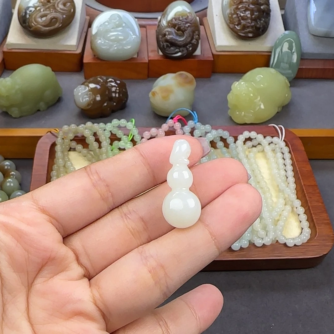 【闪购商品】和田玉未镶嵌颈饰