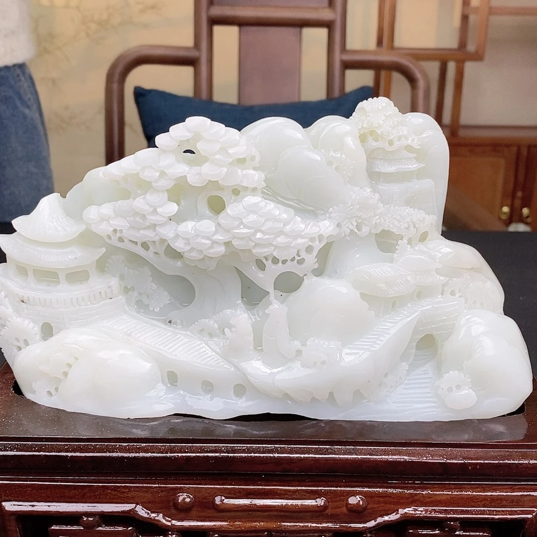 和田玉未镶嵌颈饰