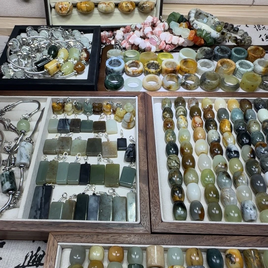 蛇纹石玉合金桶珠