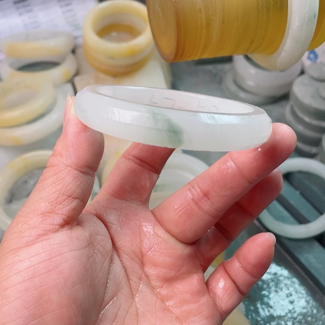 @***华定制石英质玉（天山翠）