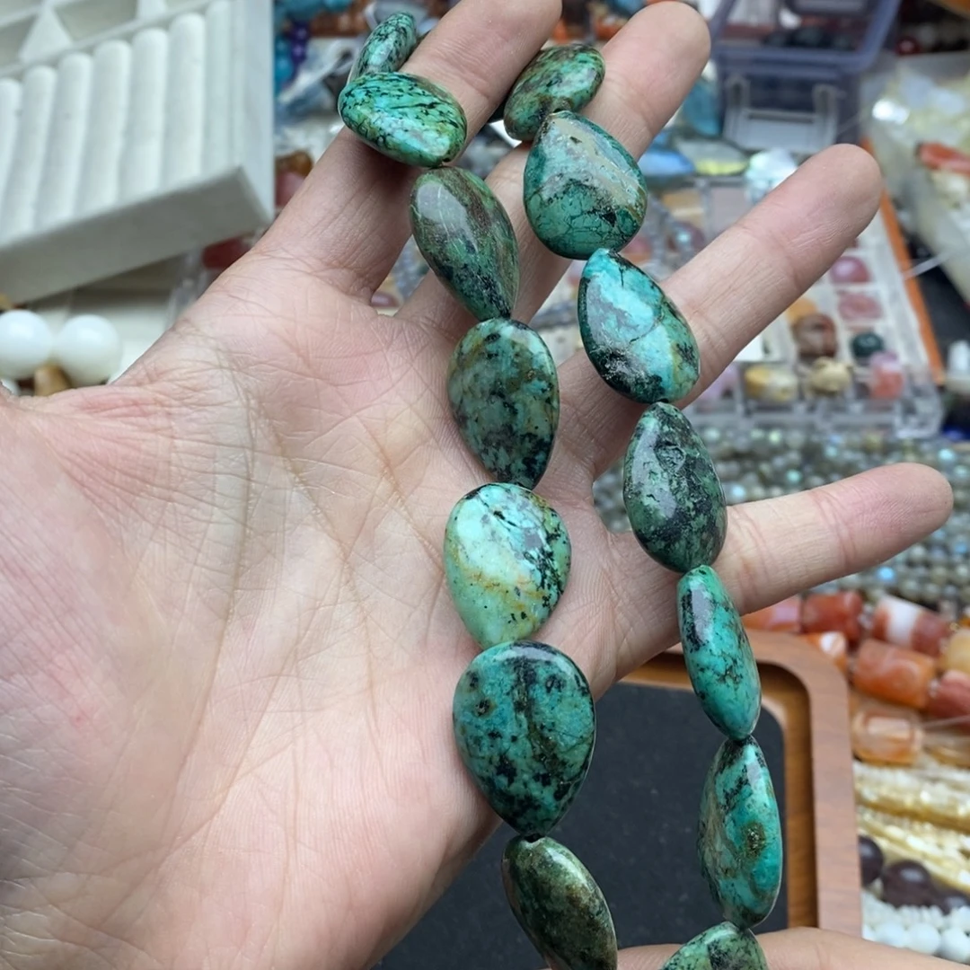 玛瑙/玉髓未镶嵌珠宝半成品一条天然18×25非洲松石水滴A104
