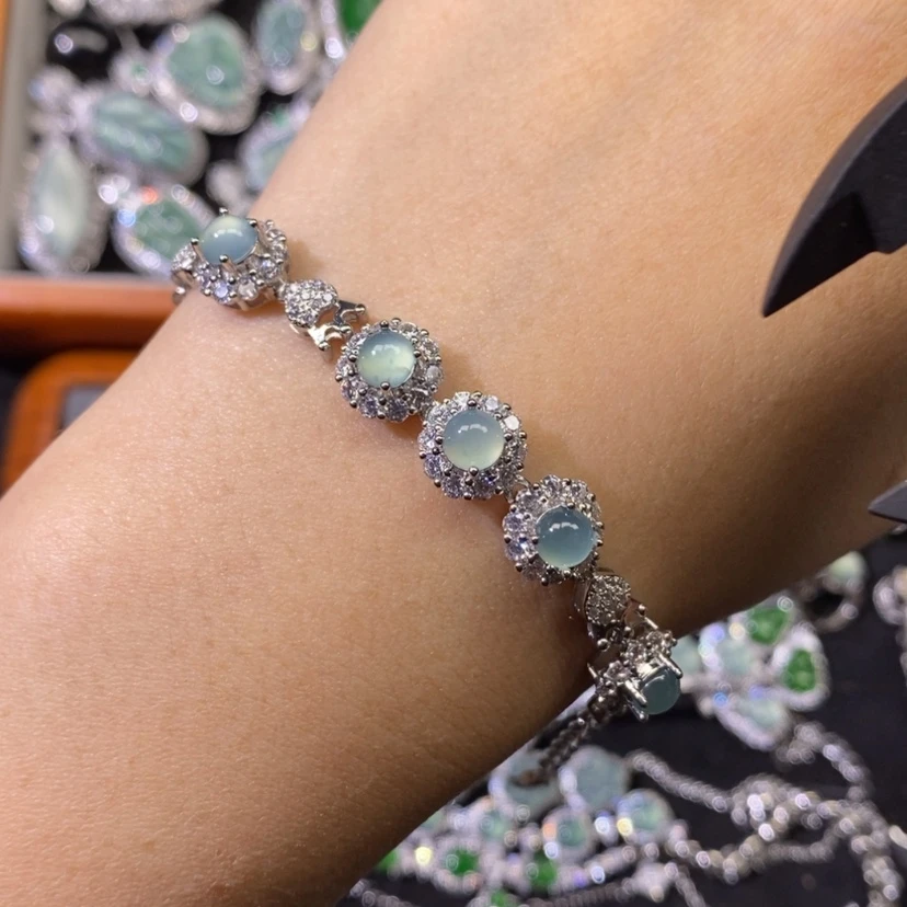 【闪购商品】翡翠颈饰未镶嵌天然