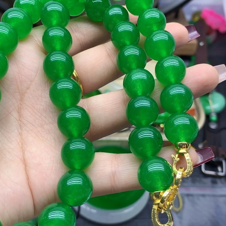 翡翠颈饰未镶嵌吊坠