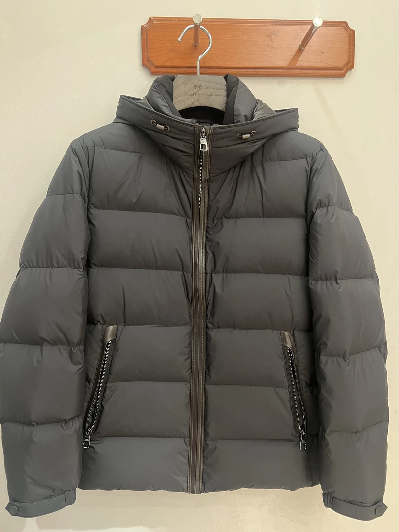 简约休闲时尚羽绒服  鹅绒