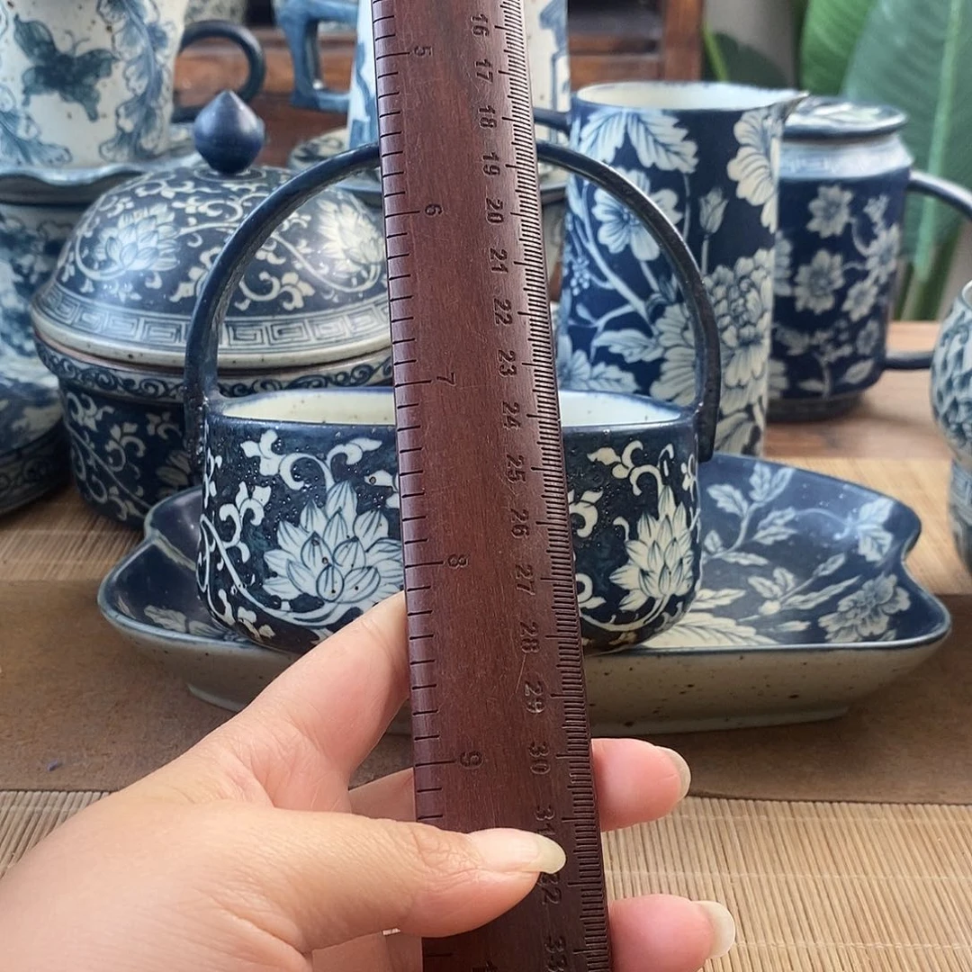 J***。手工手绘青花高温陶瓷