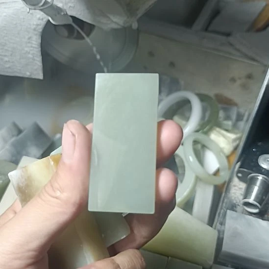 和田玉未镶嵌珠宝半成品