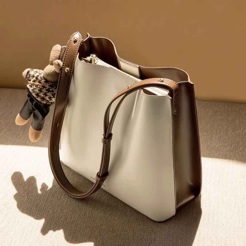 水桶包包女款爆款2025新款百搭大包单肩包通勤小众大容量腋下女包