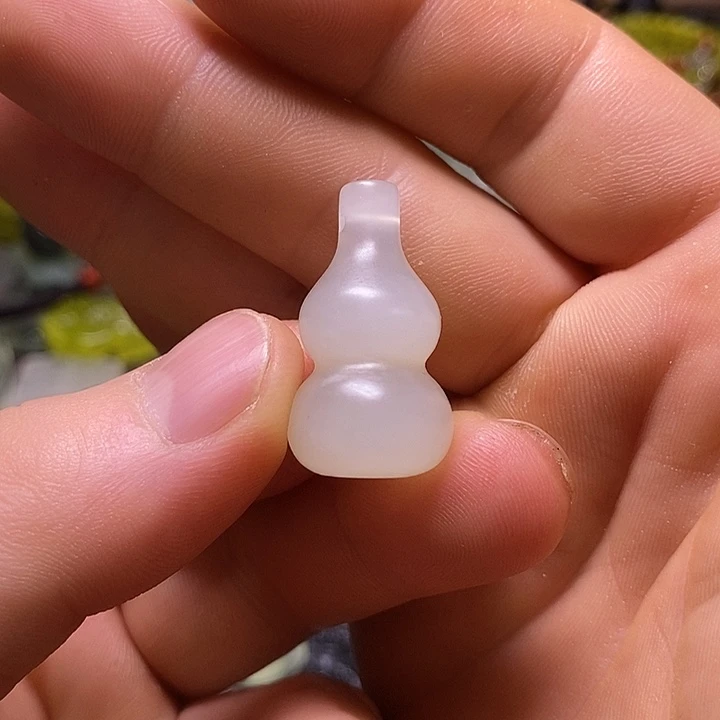 岫玉未镶嵌岫玉挂件