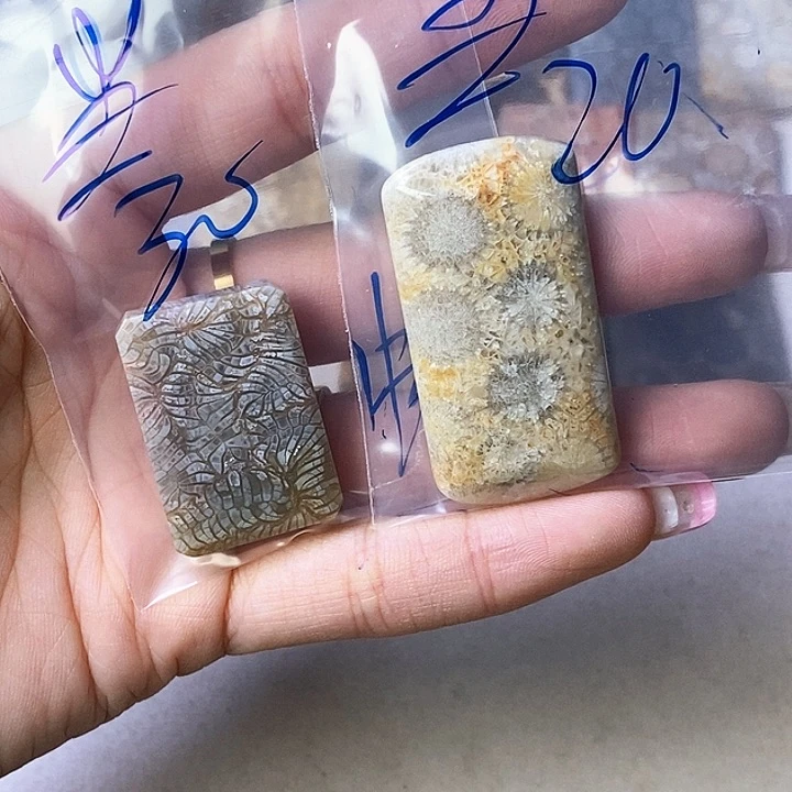 硅化玉颈饰合金当***袭