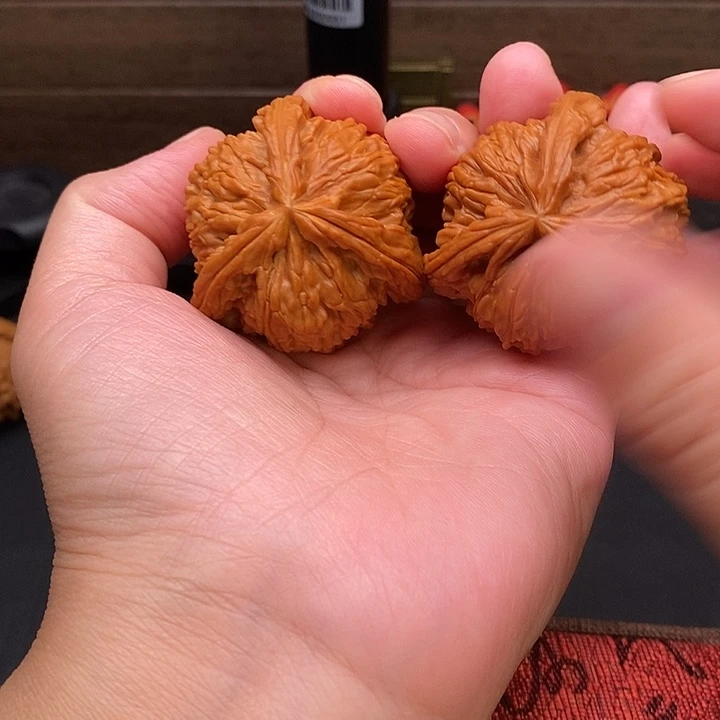 风***4把件文玩核桃白奔