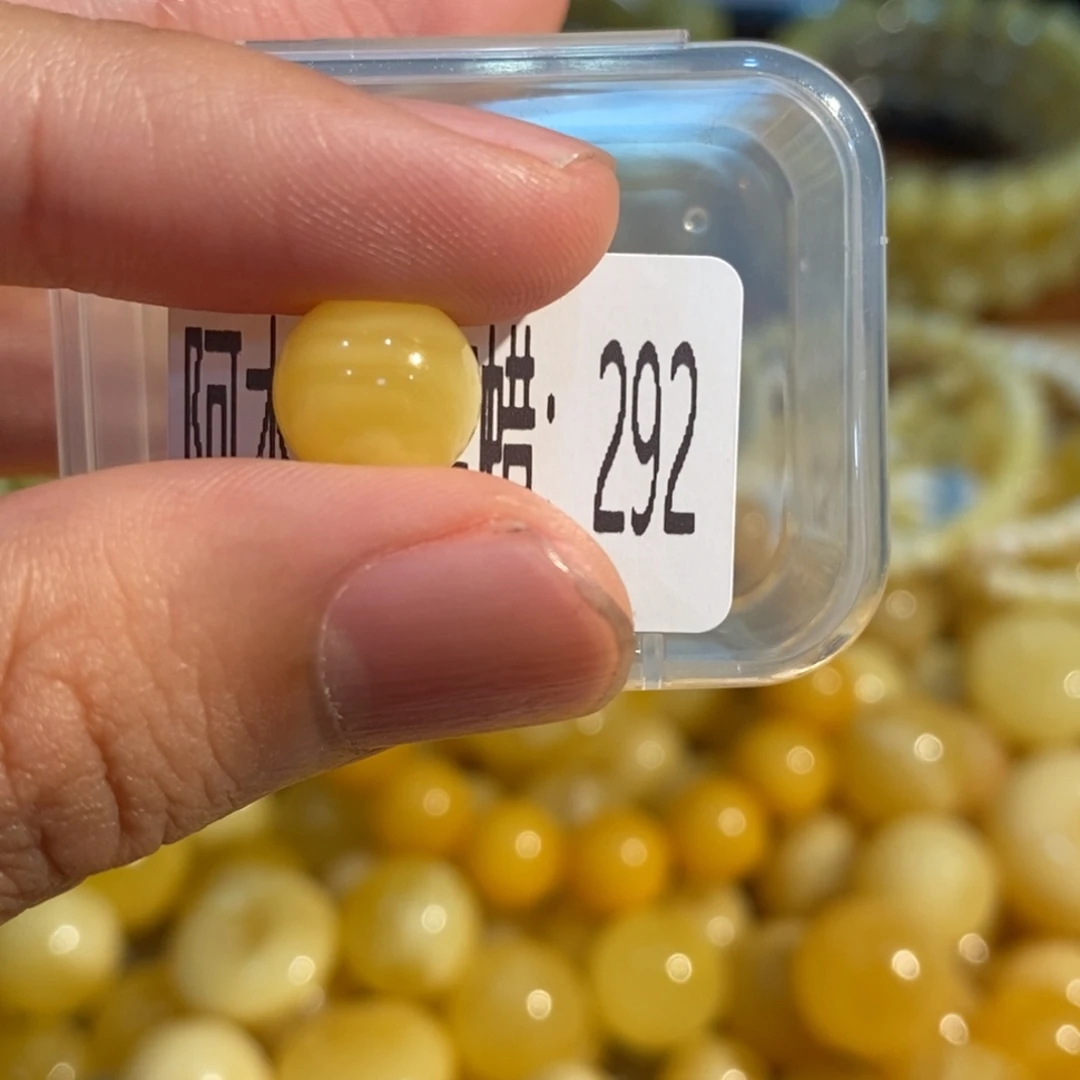 琥珀未镶嵌珠宝奇石292