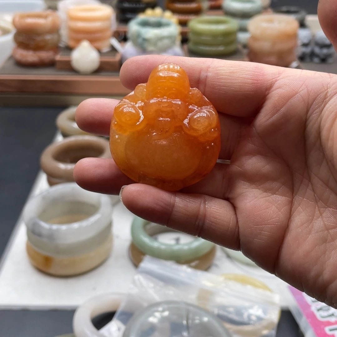 晨***微石英质玉未镶嵌手镯