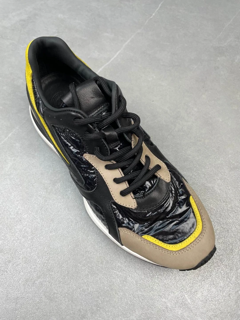 【G2723】42码 孤品推荐，时尚百搭男款、舒适男士鞋