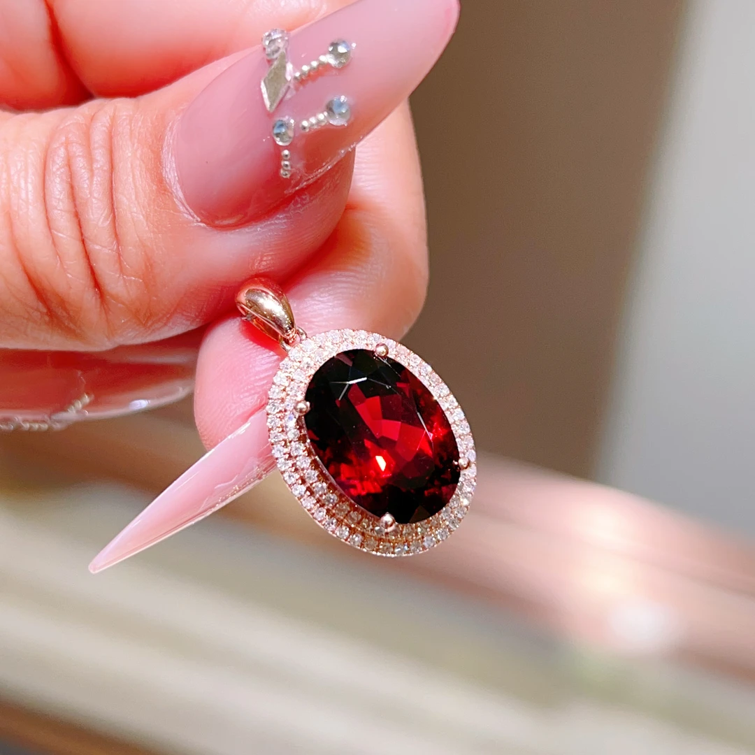 8.56ct 18k金镶嵌石榴石吊坠 4150