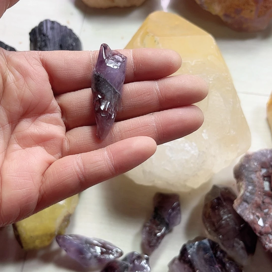 水晶天然水晶原石未镶嵌爱***志