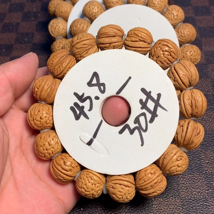 手串桃核30号健健康康了