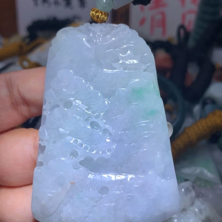 翡翠未镶嵌颈饰保真天然A货翡翠