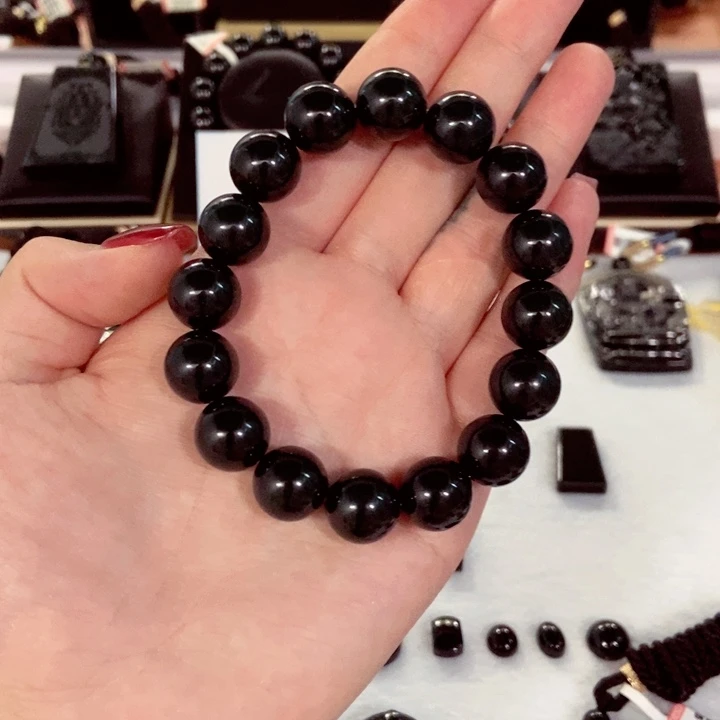 五***员翡翠未镶嵌颈饰翡翠