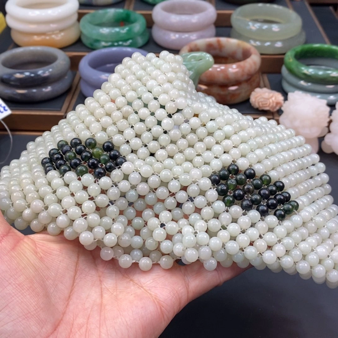 石英质玉片未镶嵌思*