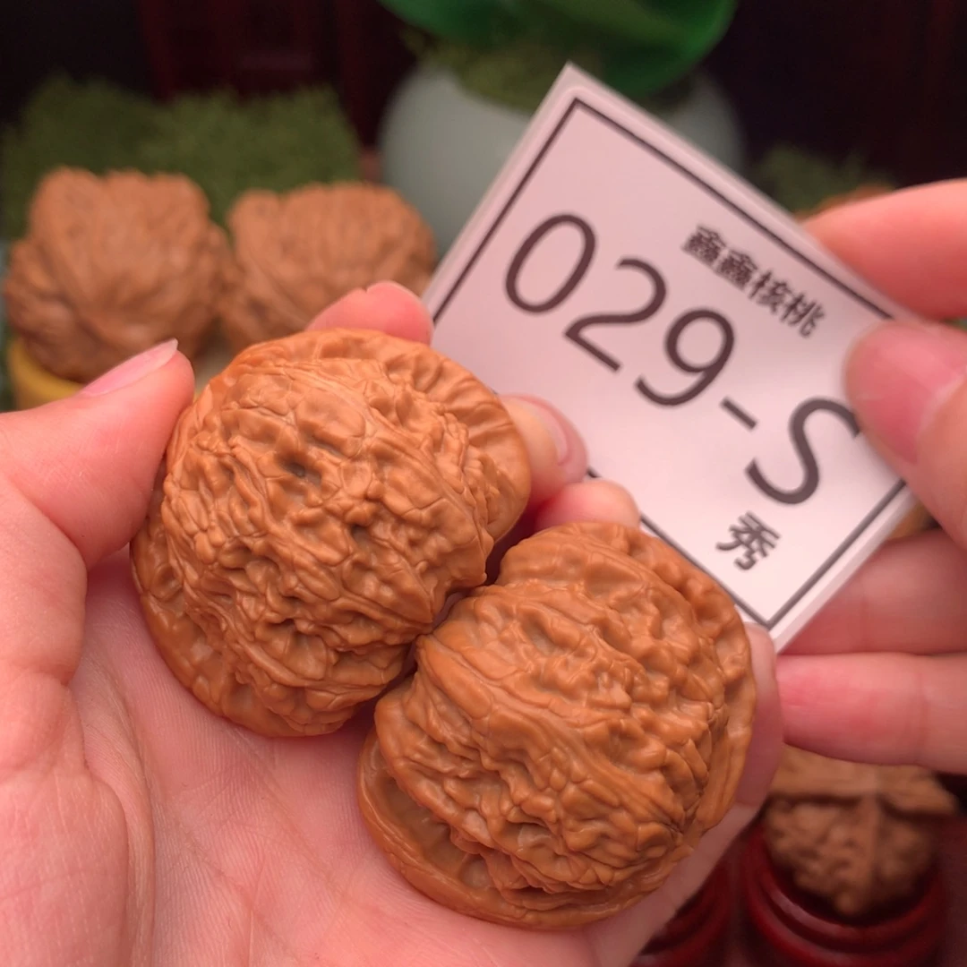 文玩核桃把件白狮子43