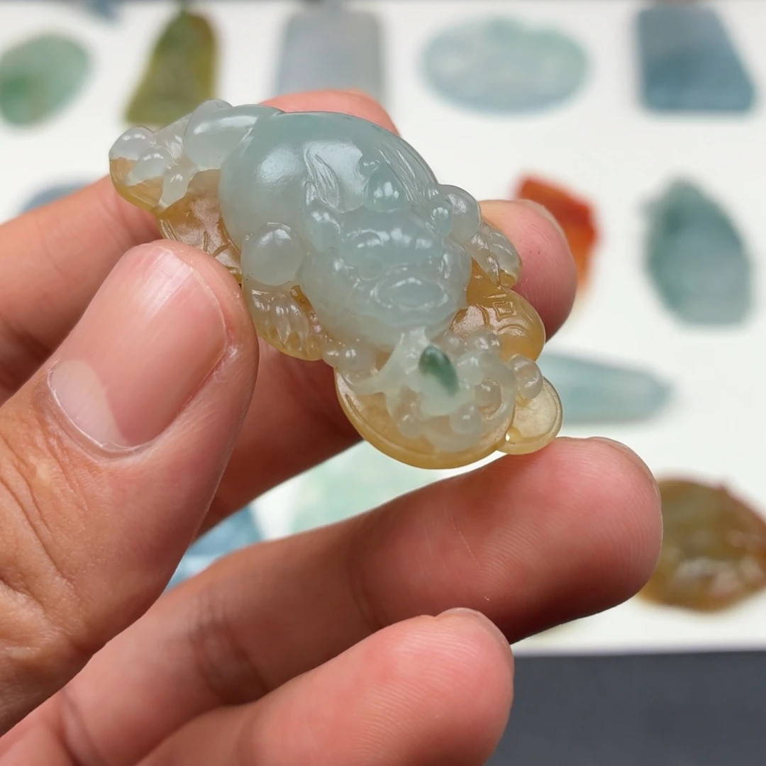 定制翡翠未镶嵌特色件金蟾