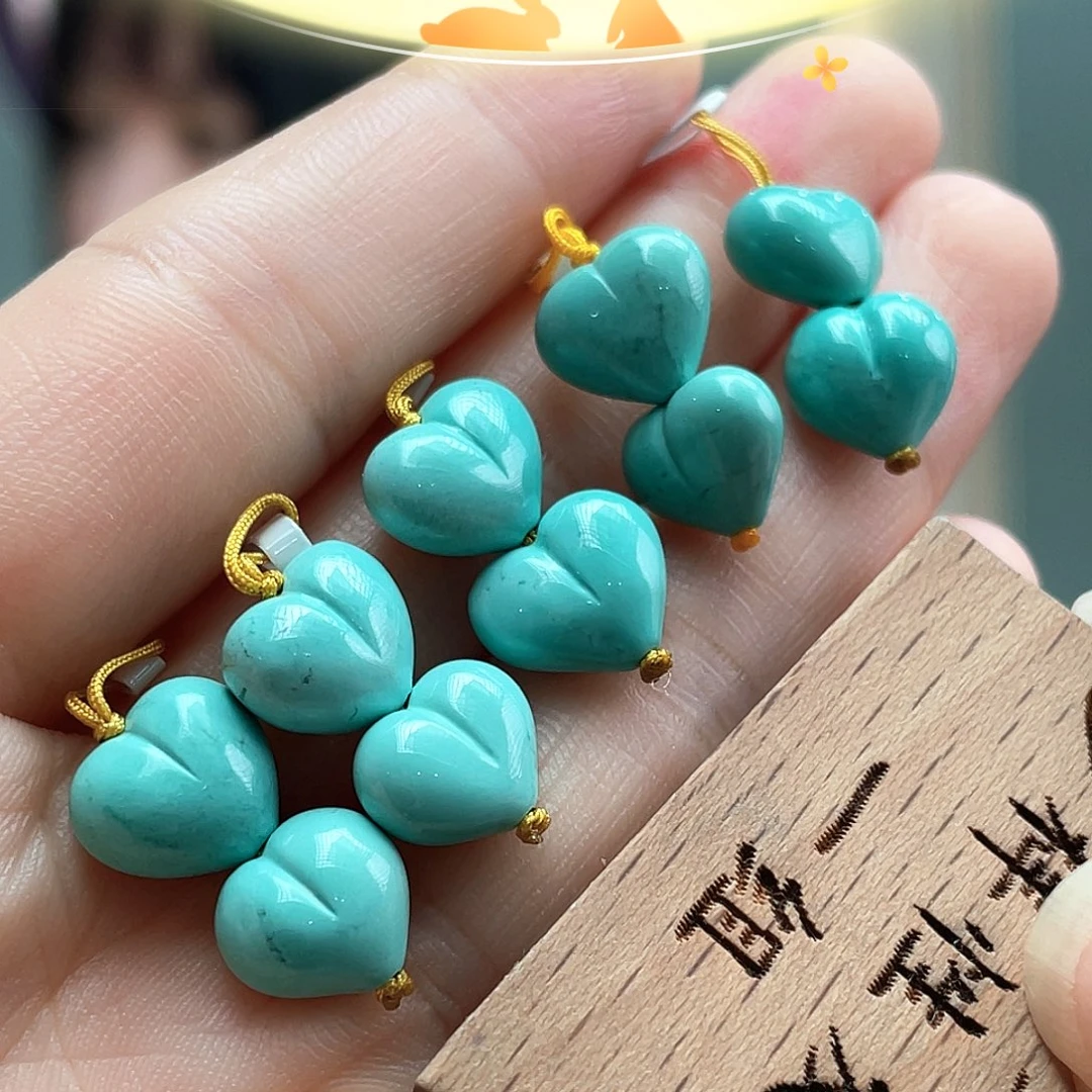 未镶嵌绿松石颈饰