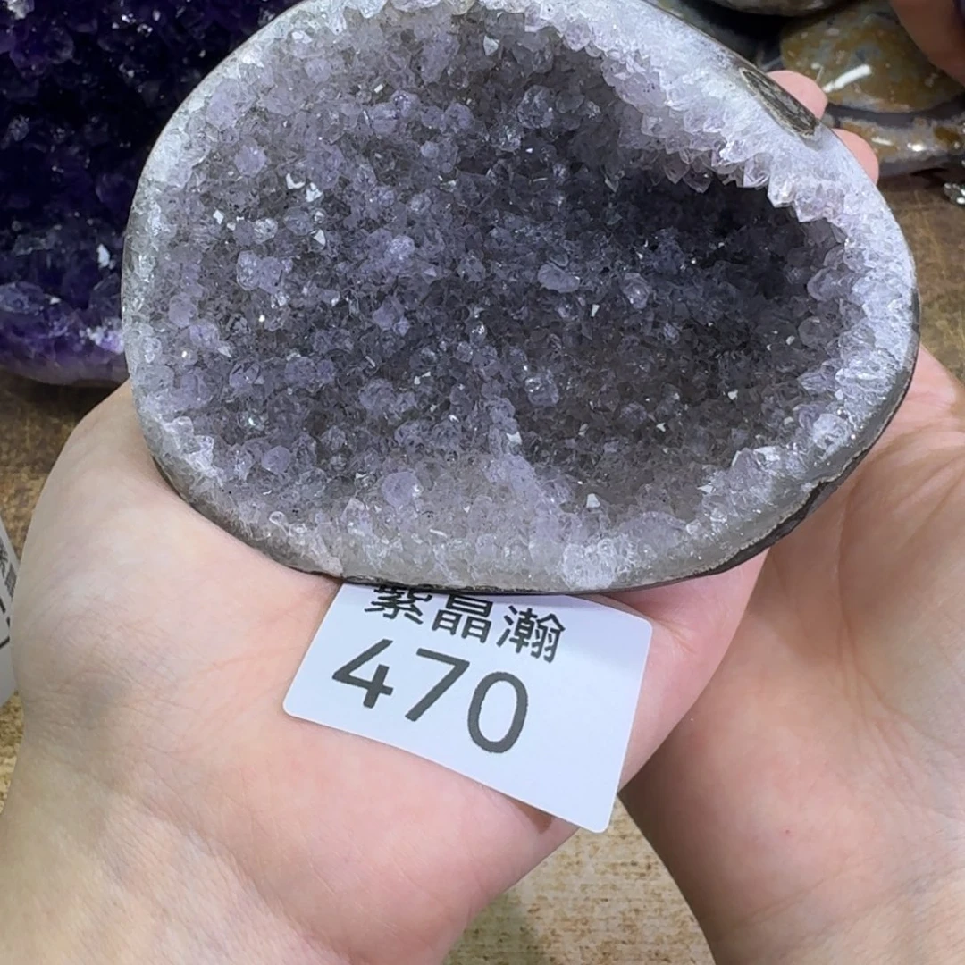 未镶嵌水晶大型摆件（非配饰）