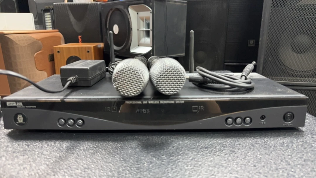 9新  不包邮，二手话筒