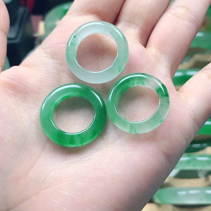 金***王石英质玉戒圈未镶嵌