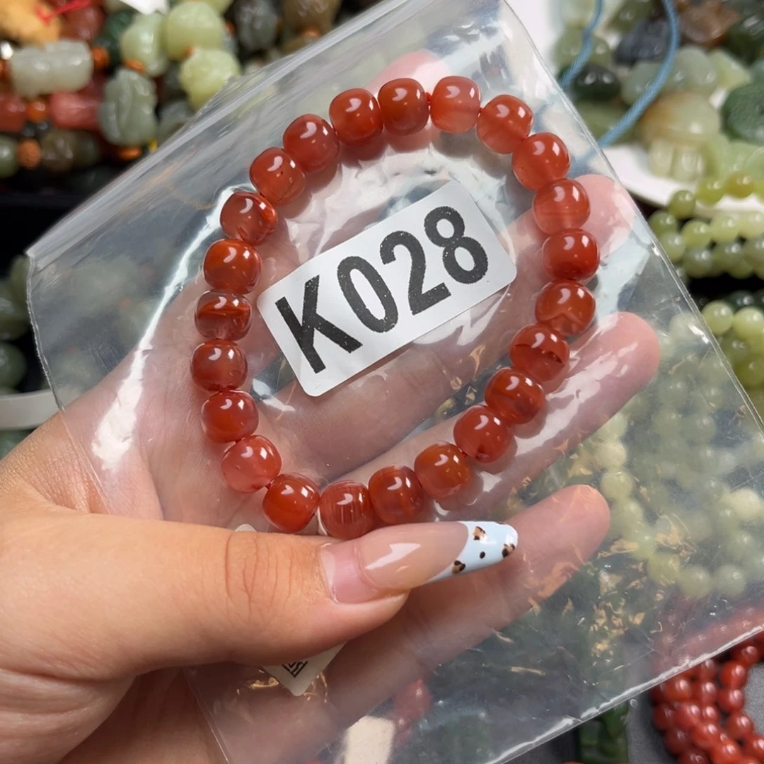 南红玛瑙未镶嵌珠宝奇石l***b