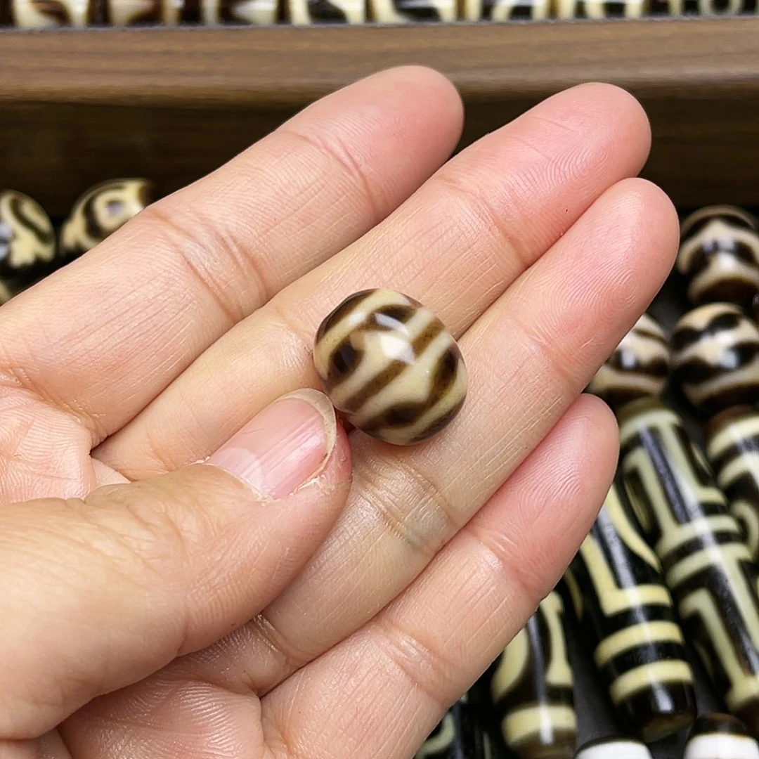 【闪购商品】未镶嵌颈饰玛瑙/玉髓远**凡