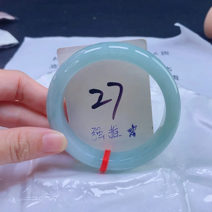 翡翠未镶嵌手镯冰绿5758585