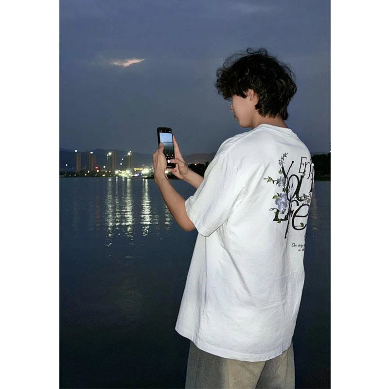 潮流藤蔓花卉刺绣短袖男款夏季美式小领口五分袖cleanfit男生t恤