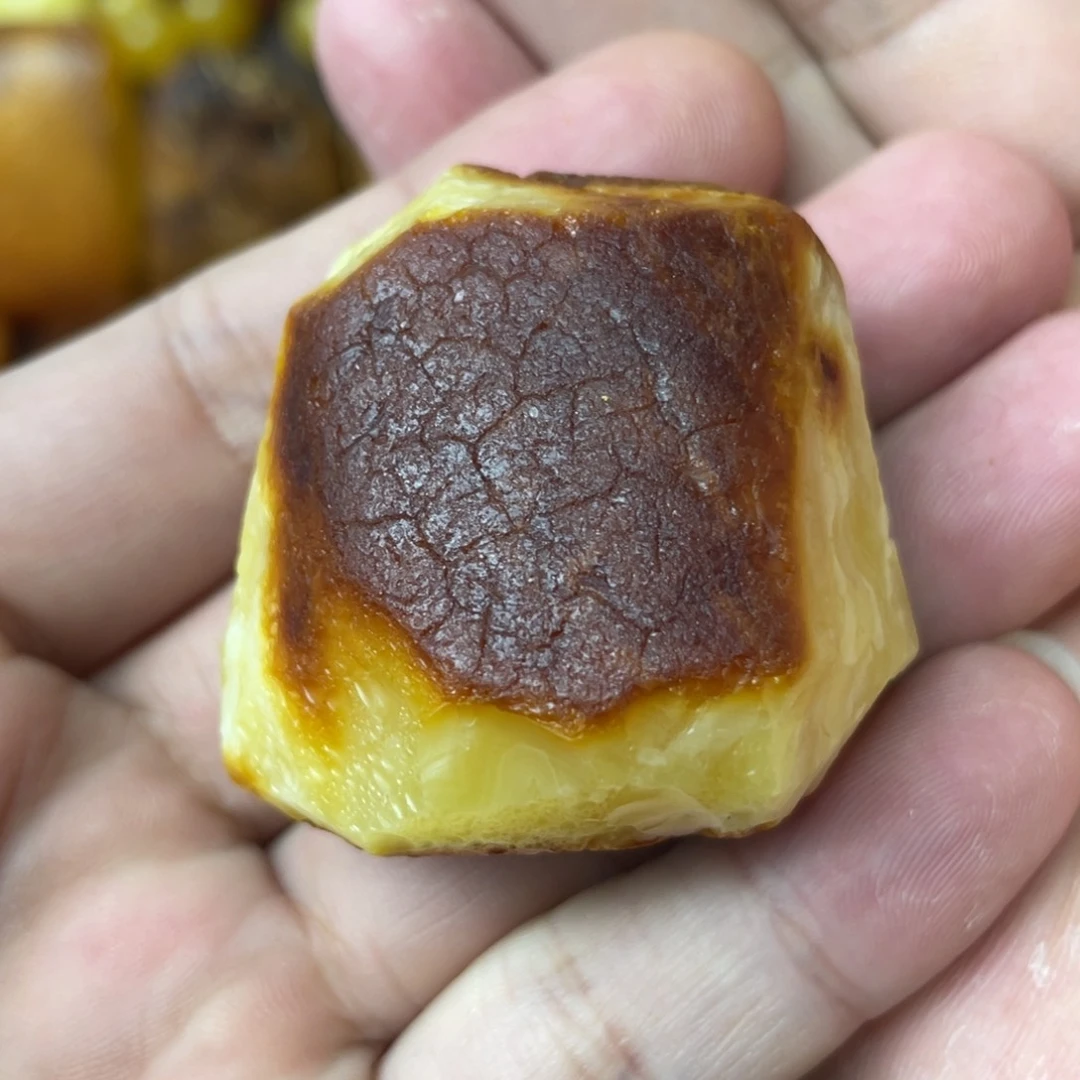 定制蜜蜡未镶嵌原石定制