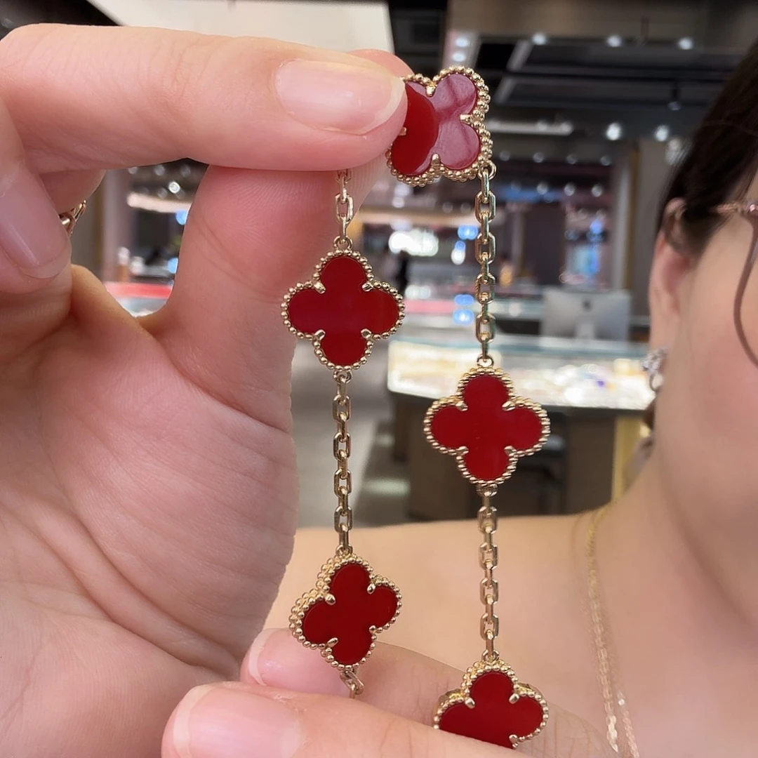 18K金镶嵌手链玛瑙/玉髓手链