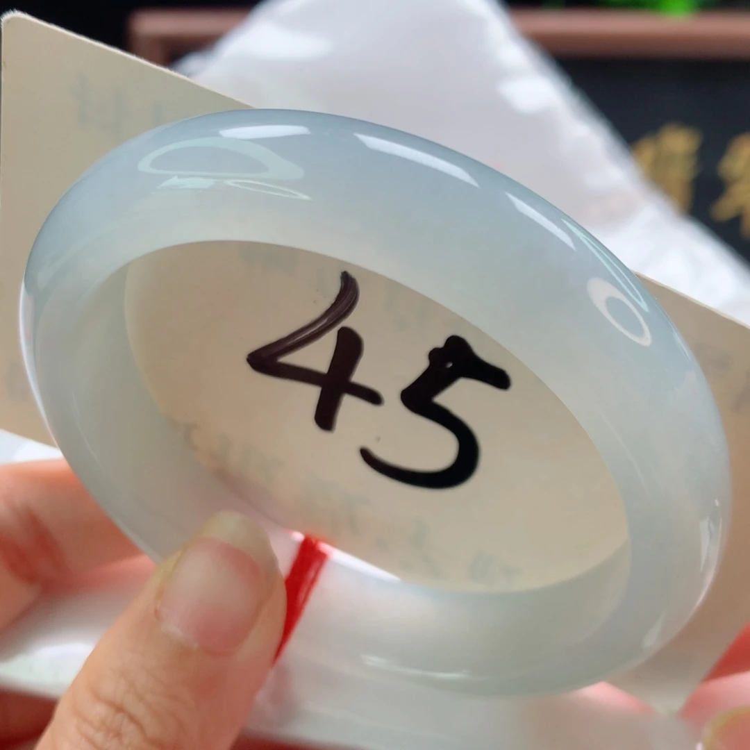 未镶嵌手镯翡翠白月光