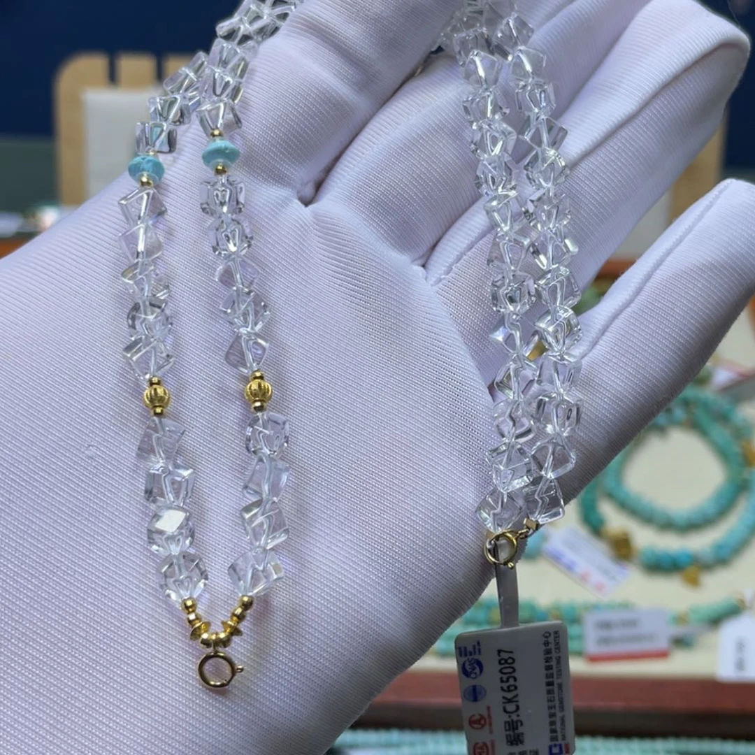 18K金镶嵌项链水晶